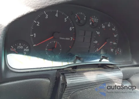 1997 Audi A4 1.8 T z USA, uszkodzony, nr VIN WAUCB88D1VA243036